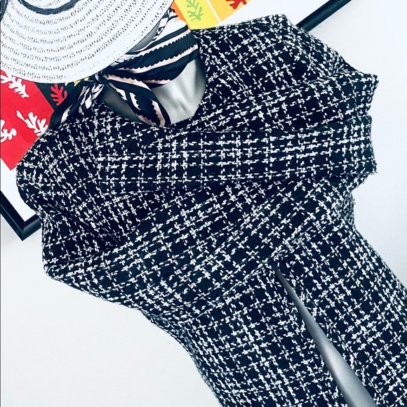 Black & White Tweed Coat - Fully Lined - Gorgeous Excellent Condition - Picture 7 of 16